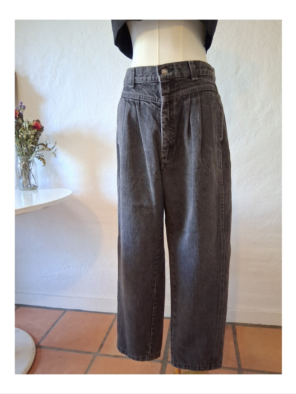Vintage 80s Levis balloon Leg High Waist